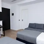 Lans Hotel